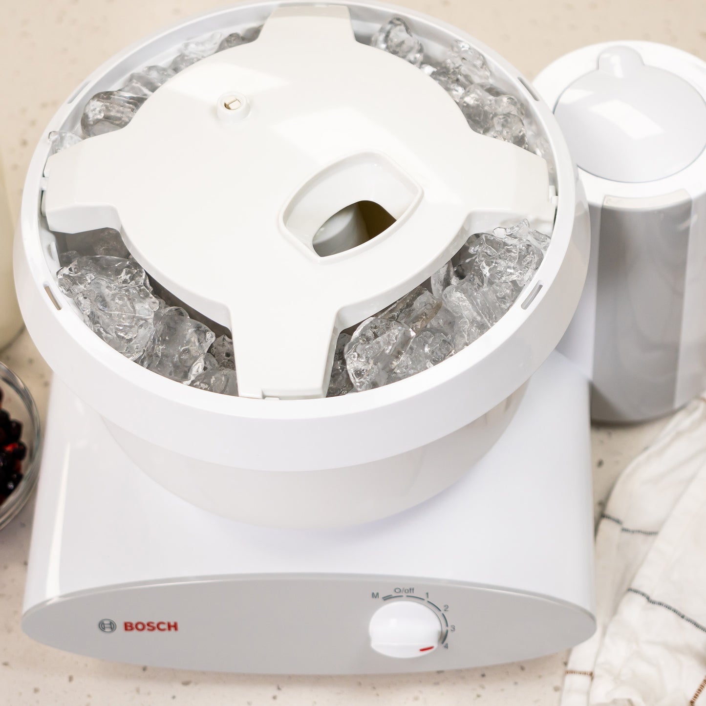 Bosch Universal Plus White Mixer w/Ice Cream Bundle