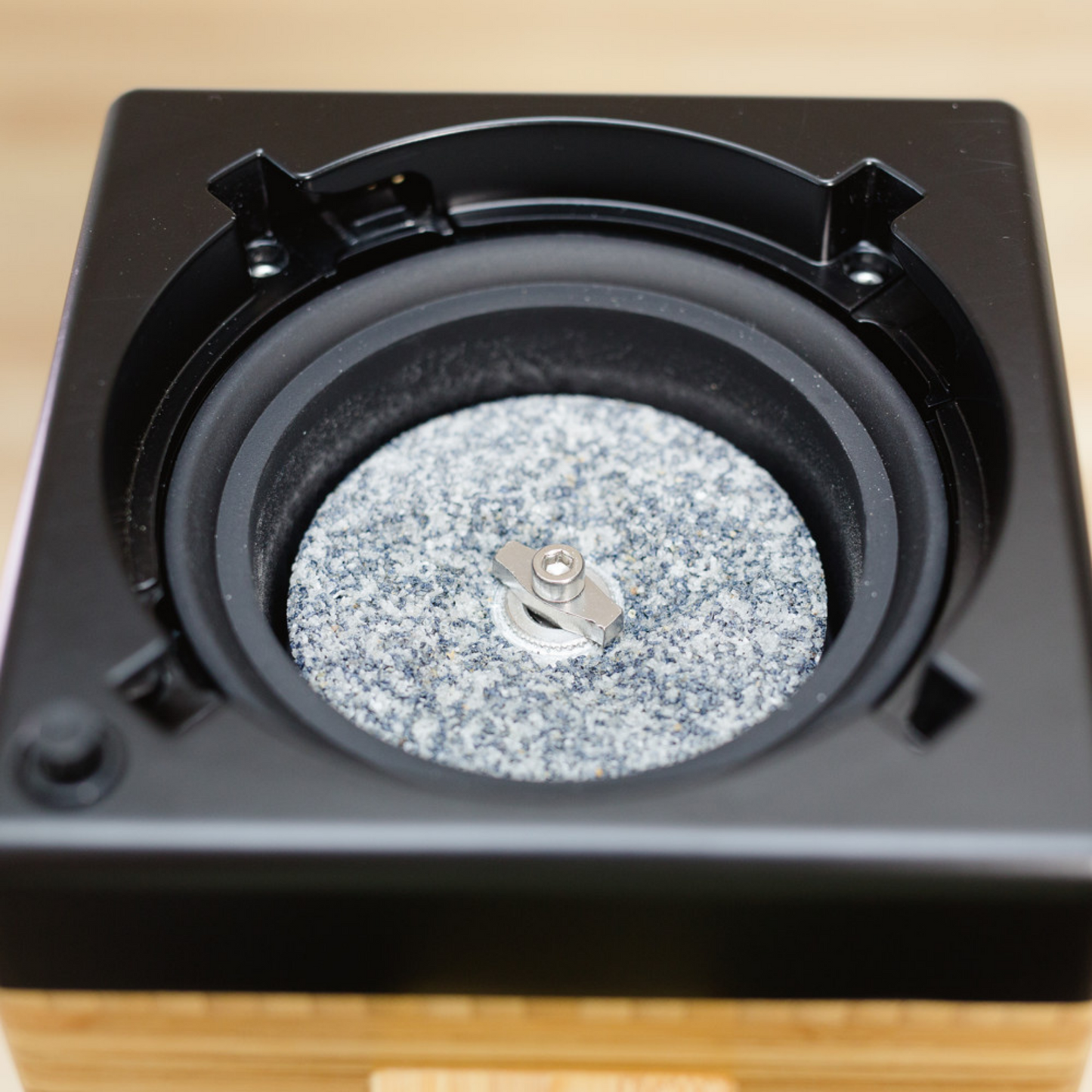 NutriMill Harvest Black Trim